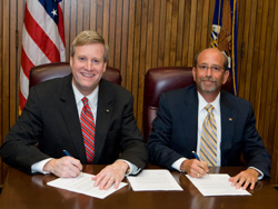 OSHA and American Supply Association sign a national Alliance on September 16, 2008