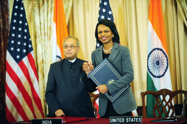 Secretary Rice with Indian Minister of External Affairs Pranab Mukherjee [State Dept. Image]