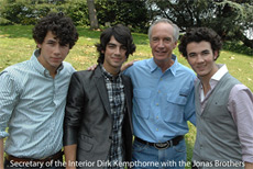 Secretary of the Interior Dirk Kempthorne with the Jonas Brothers