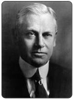 Stephen T. Mather, primer director del National Park Service. 
