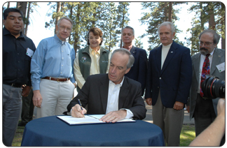 Secretary of the Interior Dirk Kempthorne approves more than $140 million in conservation, restoration, wildfire protection, recreation and capital improvement projects for Lake Tahoe and Nevada, approving the ninth round of funding under the Southern Nevada Public Land Management Act.
[Photo Credit: Tami Heilemann/DOI]