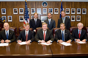 OSHA and Airline Group Alliance participants at the national Alliance signing on May 20, 2008