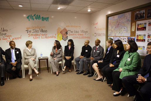 Mrs. Laura Bush meets with New Orleans' young professional leaders during a discussion Monday, March 3, 2008 in New Orleans, to highlight the upsurge in civic involvement and the grassroots leadership of young professionals to help rebuild their community. White House photo by Shealah Craighead