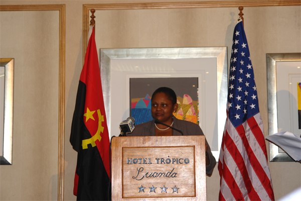 Assistant Secretary Frazer Addresses Angolan and American Business Leaders in Luanda.