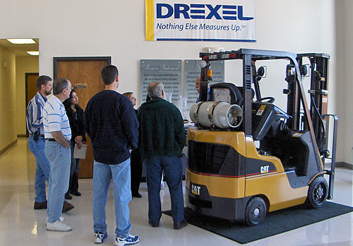 OSHA staff from Region III were provided hands-on training as part of the Industrial Truck Best Practices Seminar presented by the OSHA and Industrial Truck Association Alliance on November 2, 2006.
