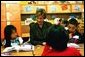 Laura Bush attends Mrs. Lori Laraway’s 2nd Grade Reading lesson at the William Walker Elementary School in Beaverton, Ore., Wednesday, May 19, 2004. White House photo by Tina Hager