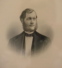 Picture of Orlow W. Chapman