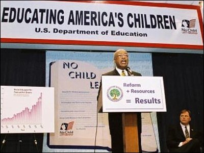 Secretary Paige conducts a press briefing outlining President Bush's fiscal year 2004 budget for the Department of Education.