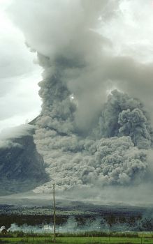 Pyroclastic flow rushes down side of Mayon Volcano, Philippines