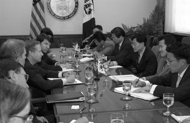 Under Secretary Kenneth I. Juster and other senior BIS officials