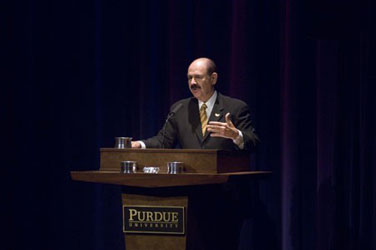 Assistant Secretary of Commerce for Manufacturing and Servces Al Frink speaking at Purdue University on May 23, 2006. 