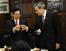 Secretary Gutierrez Welcomes Vietnamese Prime Minister Nguyen Tan Dung 