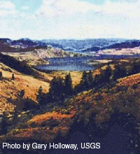 Photo of Lake Roosevelt, Washington, by Gary Holloway, USGS