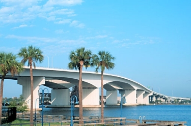 Photo of Acosta Bridge over the St. Johns River in Jacksonville, Florida - Click for larger version