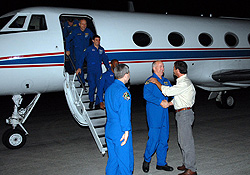 STS-122 crew arrive at Kennedy