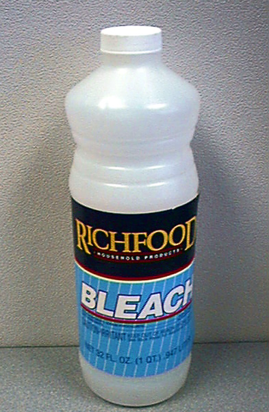 Picture of bleach bottle