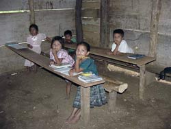 Photo of the  school in Guatemala before renovation.