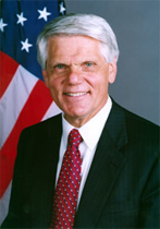 photograph of USAID Acting Deputy Administrator James Kunder