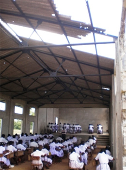 Children at study in a conflict-damaged schoolhouse in the Trincomalee region of Sri Lanka.Photo credit: J Emmerson - 31/Mar/08; Trincomalee Area, Sri Lanka