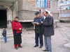 Canvassers from the YAP party talking to a voter in Imishli city, Southern Azerbaijan on December 13