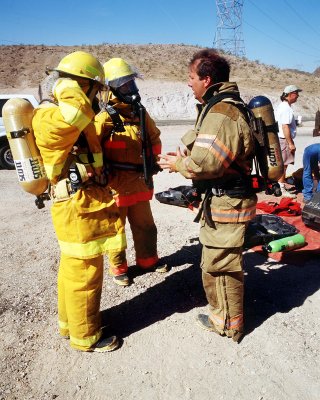 Hoover Dam fire crew in training