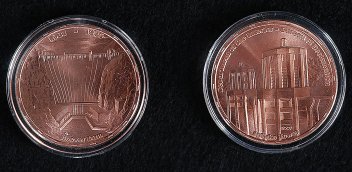 photo of Hoover Dam coin featuring the Intake Towers