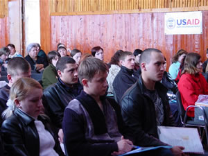 More than 120 students from the Vyazemsk Forest College attended the USAID- sponsored educational session