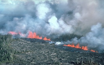 Eruption fissure on Kilauea volcano, Hawaii