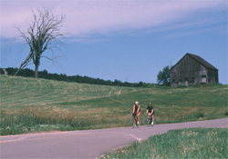 Photo of cyclists along Lake Champlain Bikeways trail