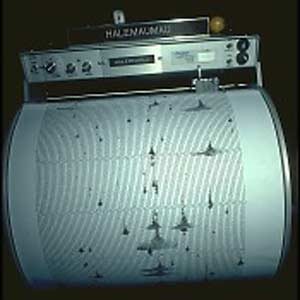  Seismograph
