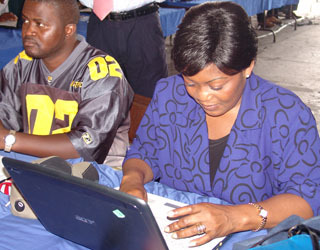 Kinshasa’s Minister for Provincial Education engaged in the election web chat 