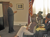 Congressman Clay addressess the 2007 CBCF Intern Class