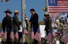 Secretary Ridge lays a wreath at a remembrance service in Shanksville, PA, September 11, 2004