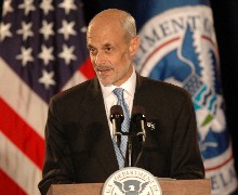 Secretary Chertoff addresses employees at Department of Homeland Security headquarters. (DHS Photo, Bahler)