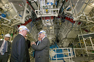 Edward Moses leads Secretary Bodman on a tour of the National Ignition Facility.