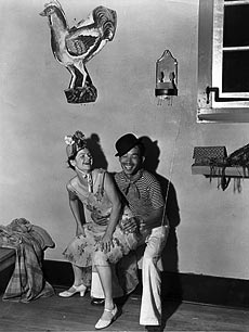 Yasuo Kuniyoshi and Katherine Schmidt, ca. 1940. Rosalie Berkowitz collection of photographs, Archives of American Art, Smithsonian Institution.