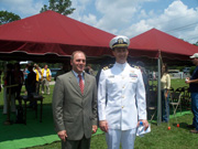 Congressman shows his appreciation for the men and woman who have answered the call of duty at a local Memorial Day service. (5/26/2008)