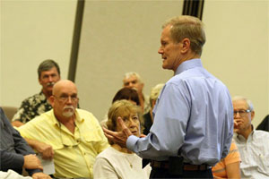 Senator Nelson touches base with constituents in town halls around the state.