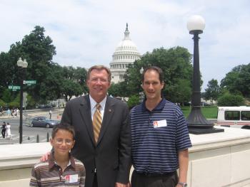 Congressman Porter visits with fifth grade students from Sue H. Morrow Elementary School and Ulis Newton Elementary School.