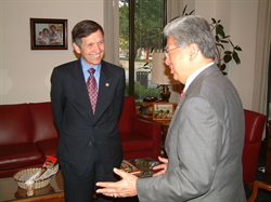 Congressman Dennis Kucinich (D-OH) drops by to visit Senator Akaka.