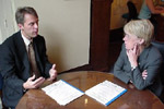 Senator Murray meets with Tom Karier of the Northwest Power Planning Council.