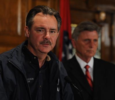 LIttle Rock, AR, March 31, 2008 -- FEMA Administrator Dave Paulison, left, speaks at a press conference with Arkansas Governor Mike Beebe, at the ...