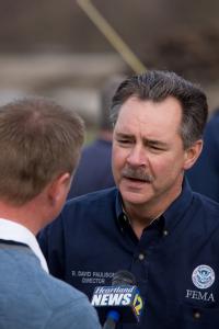 Cape Girardeau, MO, March 27, 2008 -- FEMA Administrator Paulison talks to media following a press conference and tour of Missouri flooding.  Andr...