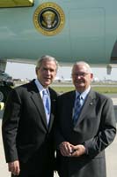 President George W. Bush presented the President’s Volunteer Service Award to Chuck Wiemer, upon arrival in Newark, New Jersey, on Wednesday, May, 30, 2007.  Wiemer is a volunteer with Lions Clubs International.  To thank them for making a difference in the lives of others, President Bush honors a local volunteer when he travels throughout the United States.  President Bush has met with more than 575 individuals around the country, like Wiemer, since March 2002.