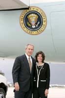 President George W. Bush met Nicolette Meier upon arrival in Chicago, Illinois, on Thursday, July 22, 2004.  Meier is an active volunteer with the Maine Township Community Emergency Response Team (CERT).