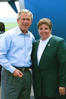 President George W. Bush met Nancy Weeks upon arrival in Wheeling, West Virginia, on Sunday, August 29, 2004.  Weeks is an active volunteer with 4-H, a national youth development and education program.