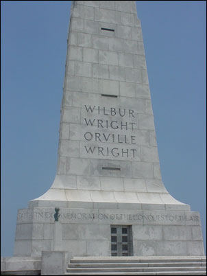 [Photo] Wright brothers' monument today.
