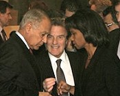 Egyptian FM Ahmed Aboul Gheit, (l) French FM Bernard Kouchner, (c), and US Secretary of State Condoleezza Rice leave a meeting on Gaza at UN headquarters in New York, 8 Jan. 2009