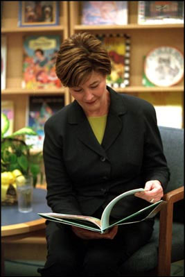 Photo of Mrs. Bush reading