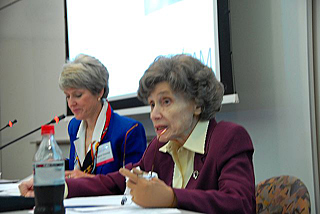 Dr. Ruth Kirschstein speaks at the opening of the Dialogue.